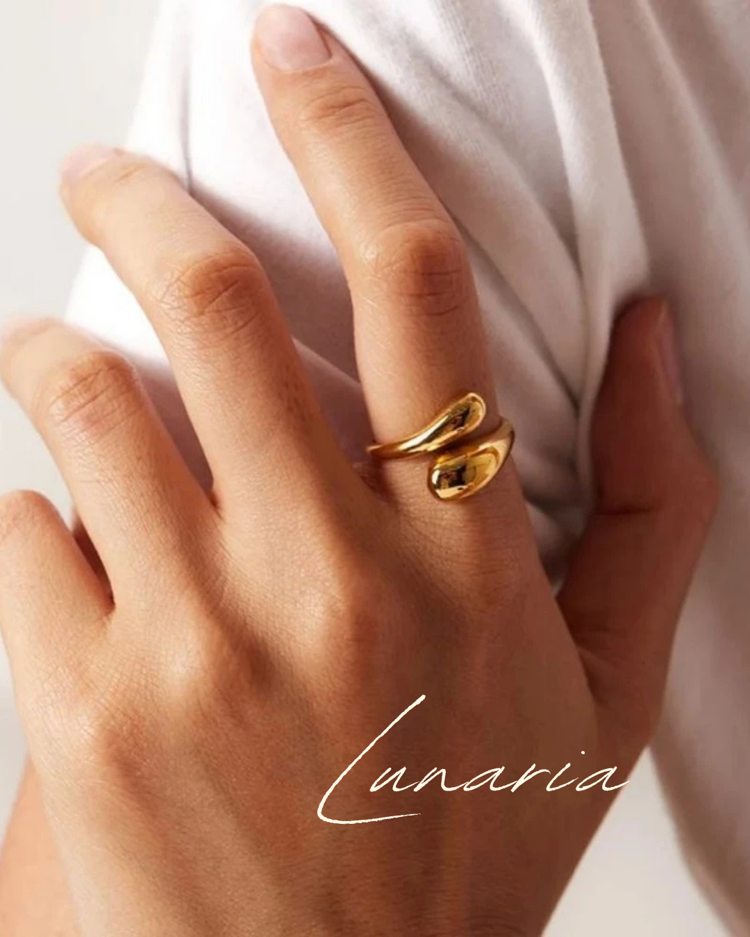 No.R004 Golden Feather Ring