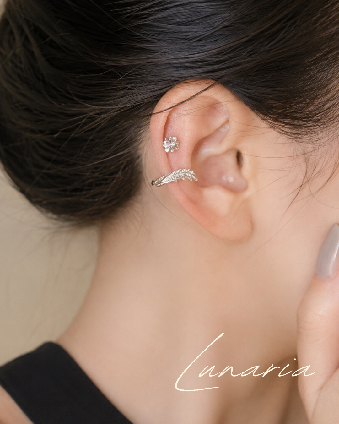 No.P001 WING EARRING